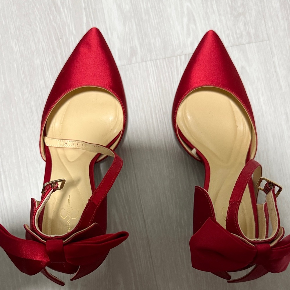 Elegant Red Satin Women's Heels brand size 9.5, real size 8.5